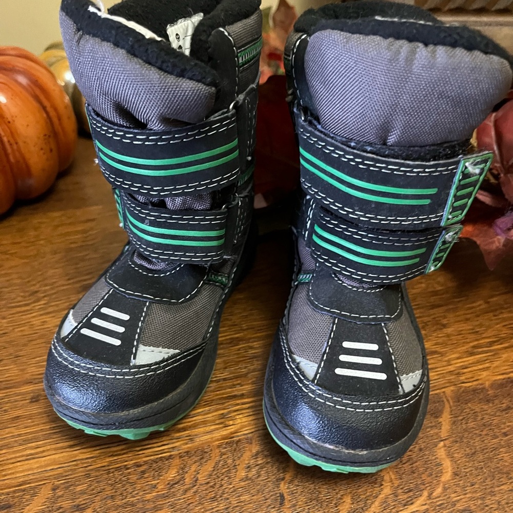 Kids Black and Green Winter Boots
